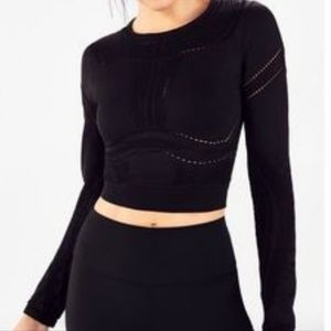 Jaymee seamless long sleeve crop top